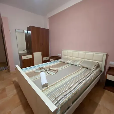 Odeon 3 Hotel *