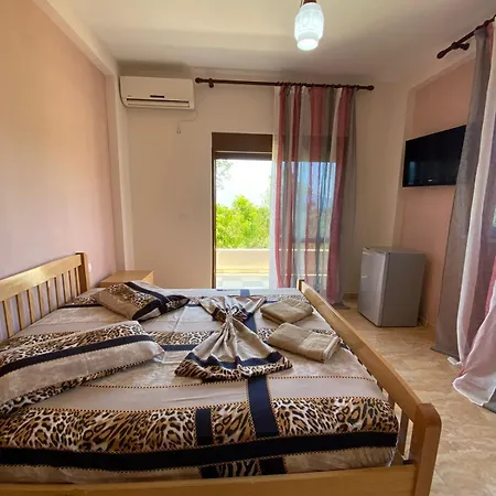 Hotel Odeon 3 *